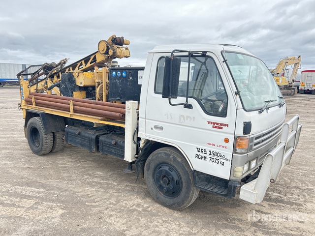 1998 Ford Trader 0811 Drilling Rig | Ritchie Bros. Auctioneers