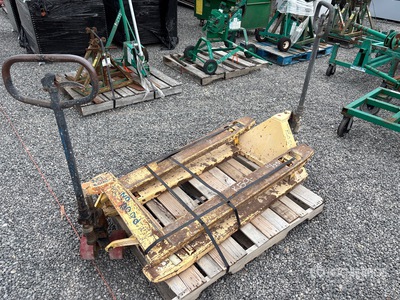 Quantity of (2) Vérins de châssis