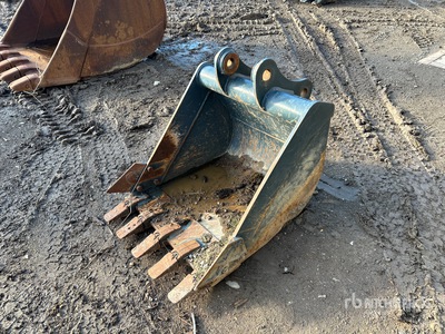 26 in Digging Excavator Bucket