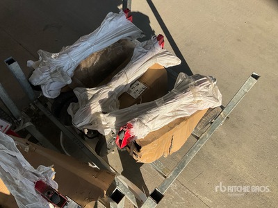 Quantity of (3) 2025 STARVOX JB120TS Air/Hydraulic Floor ジャッキ (Unused)