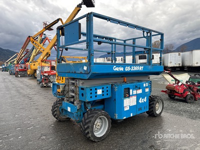 2013 Genie GS-3369RT 4x4 Dual Fuel Hebebühne