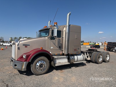 2011 Kenworth T800 6x4 T/A Sleeper Truck Tractor