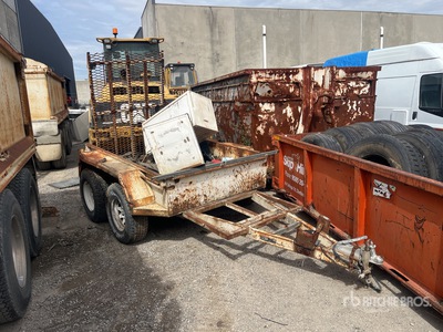 2002 Custom Built 2.5 m T/A Utility Trailer