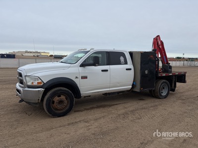 Maxilift n300 4290 lb Straight Boom on 2011 Dodge Ram 4500 4x2 Crew Cab Ciężarówka z wysięgnikiem
