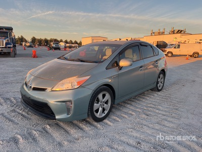 2013 Toyota Prius Hybrid Hybrid Automobile
