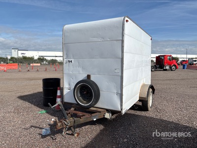 1997 Carson 10 ft S/A Enclosed Trailer