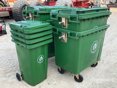 Quantity of (8) 2025 Trash Bin Varios, tienda, almacen, consumidor (Unused)