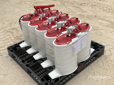 Quantity of (10) 2025 Manual Grease Pump ورش و مخازن متنوعة (Unused)