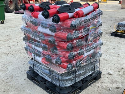 Quantity of 2025 Swing Post with Stand ورش و مخازن متنوعة (Unused)