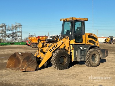 2018 Wolf L200 Chargeuse sur roues