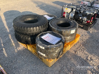 Quantity of (8) 2025 4pcs- 600-9 /2 pcs-700-12/ 2pcs 825-12 Lote de Llantas Solidas para Montacargas (Sin Usar) / Solid を見 Tires (Unused) - Fits Forklift