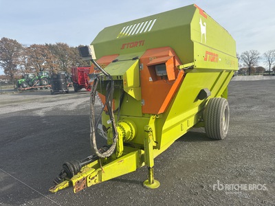 2011 Storti Husky MT190 Feed Trailer