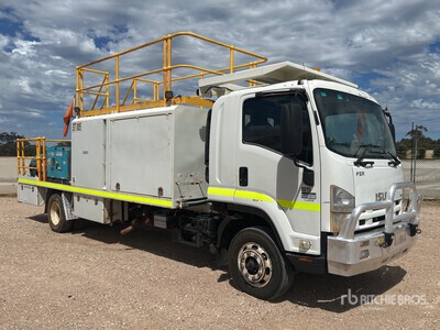 2011 Isuzu FSR 850 4x2 Fuel and Lube Truck