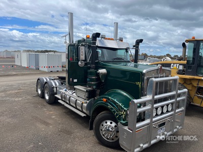 2013 Kenworth T909 6x4 Cabina con cuccetta per trattore stradale
