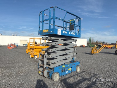 Genie GS-4047 Electric Scissor Lift