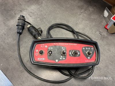 2012 Kuhn FC883-FF Schijvenmaaier