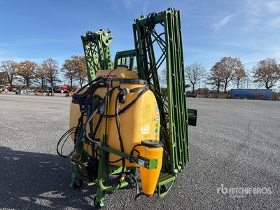 Amazone UF1200 رشاش ب 3 محاور