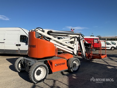 2015 Snorkel A46JE 2WD Electric Articulating Boom Lift