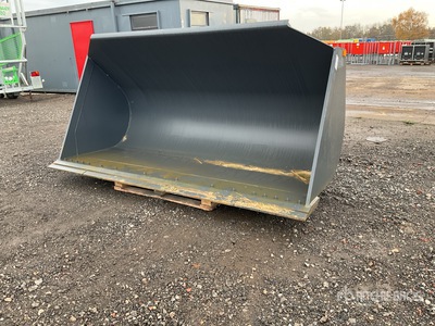 2740 mm Wheel Loader Bucket - Fits Develon DL280-7