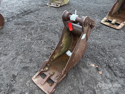 12 in Godet d'excavatrice - Fits Kubota