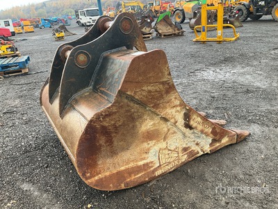 2019 Rhinox 60 in Excavator Bucket