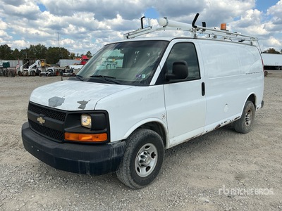 2011 Chevrolet Express 2500 Cargo Van