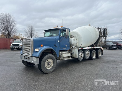 2008 Freightliner FLD 120 6x4 Camion hormigonera