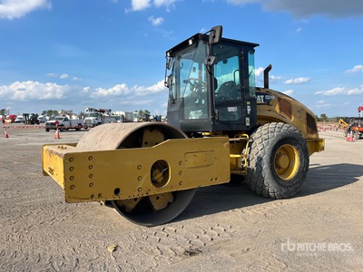 2014 Cat CS74B Smooth Drum Compactor