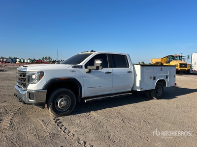 2020 GMC Sierra 3500HD 4x4 Crew Cab Camion utilitaire