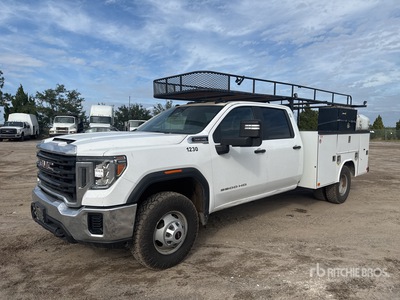 2020 GMC Sierra 3500HD 4x4 Crew Cab Utility Truck