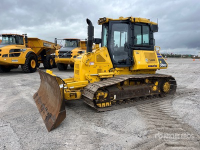 2021 Komatsu D51PXi-24 جرافة مجنزرة