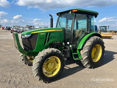 2015 John Deere 5100E جرار ذو دفع رباعي