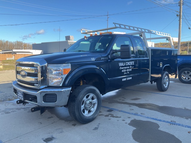 2016 Ford F-250 XL 4x4 Extended Cab Utility Truck