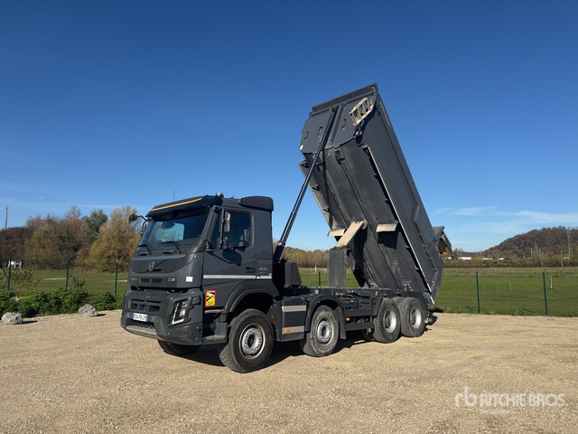 Grand camion RICO Sanson à benne basculante à restaurer