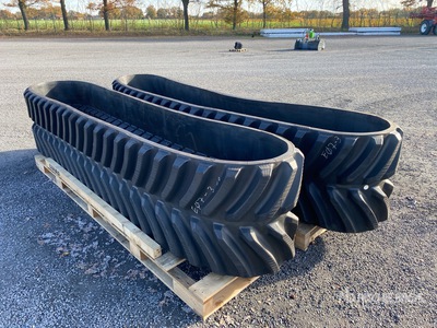 Quantity of (2) Terra Track 762mm 30" Qty of 2 Cingoli