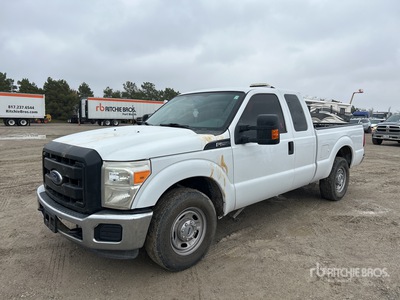 2016 Ford F-250 4x2 Extended Cab Pickup