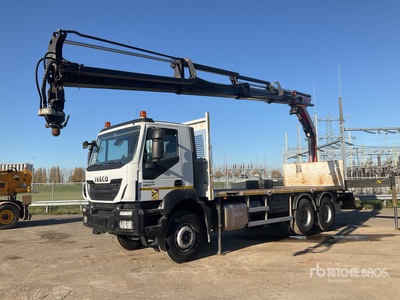 2017 Palfinger on 2017 Iveco Trakker 360 6x4 Dump Truck with Crane