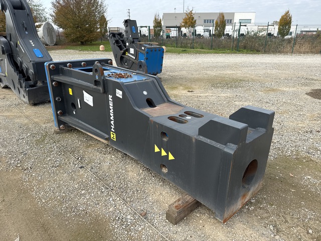 2023 Mustang HS10000 Hydraulic Breaker (Unused)