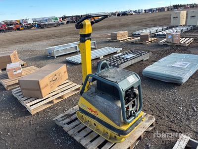 2017 Wacker Neuson DPU4545 Plancha compactadora (Inoperable)