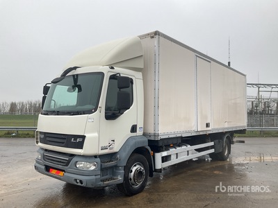 DAF FA LF 55 4x2 Furgoneta caja cerrada