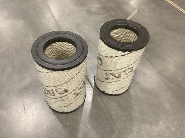 (11) Cat 142-1340 Intake Air Cleaner Filters (11) Cat 142-1340 Intake Air Cleaner Filters