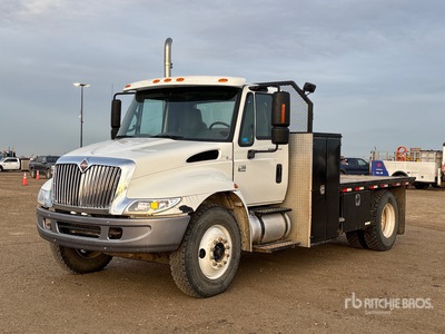 2006 International DuraStar 4300 4x2 Platte vrachtwagen