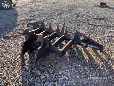 104 in Q/C Excavator Rake - Fits Hitachi & John Deere 200 Series Excavator