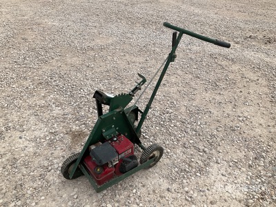 Turfco máquina recebadora autopropulsada Aerator