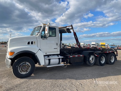 2006 Sterling LT9500 8x4 Roll-Off Truck