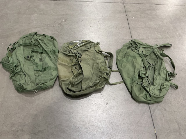 (50) Duffel Bags