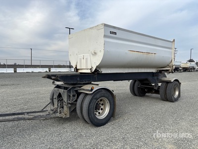 1989 Reliance 2/Axle Turntable Transfer Trailer