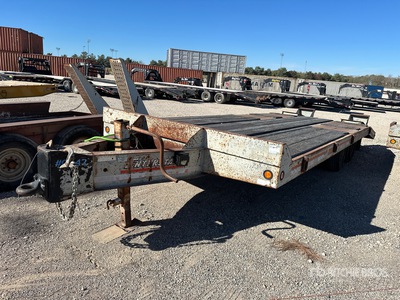 2004 Interstate 24 ft T/A Equipment Trailer