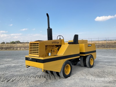 1984 Hyster C530A 8 Wheel Rodillo Neumatico / Walec pneumatyczny