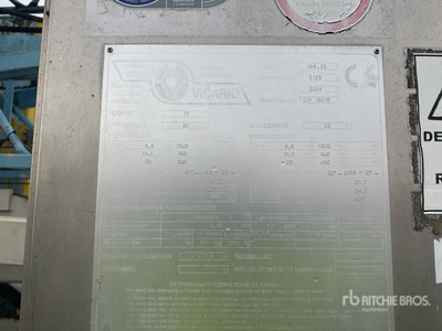 2004 Vicario 168.6 T/A Self-Erecting Beweglicher Turmkran